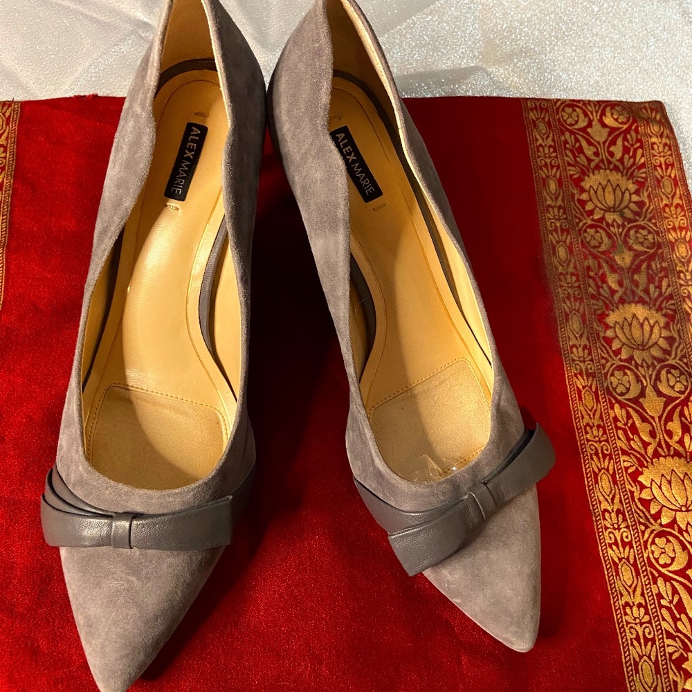 Alex Marie - Grey Suede Pumps -NWOT-Size 9.5